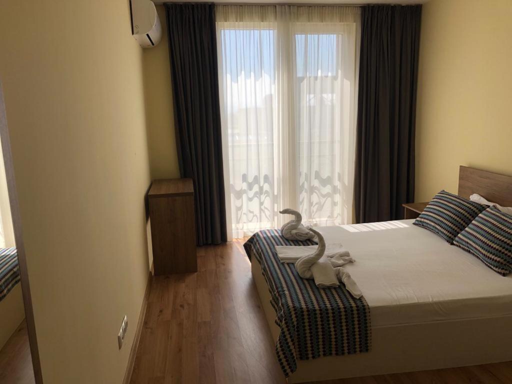 Aparthotel Flora Beach Private Pomorie Exteriér fotografie
